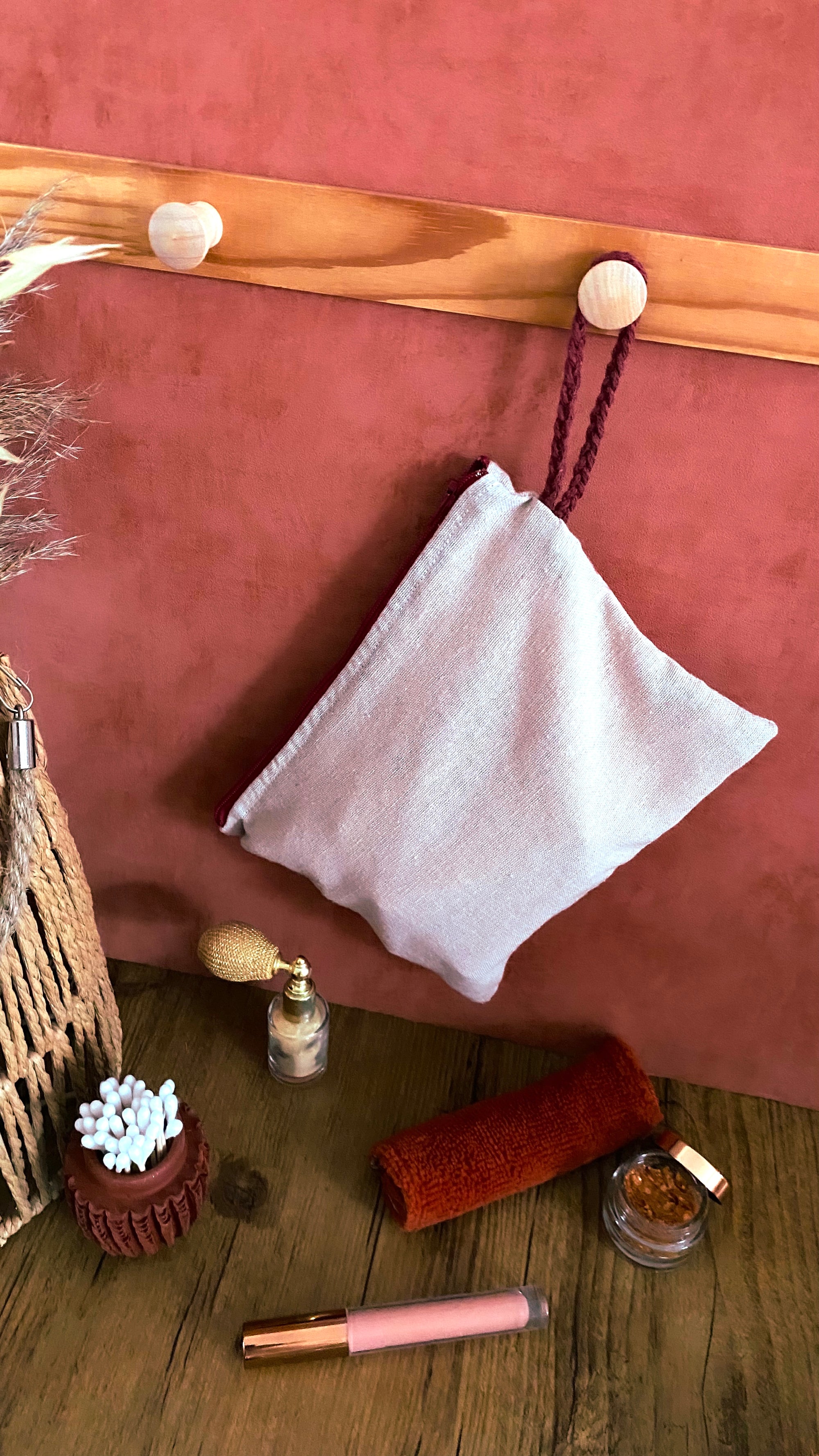 Ma pochette Serena – Une invitation à te trouver belle, peu importe ton apparence